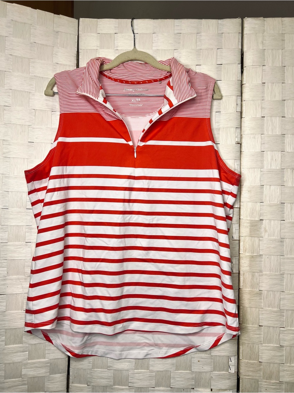 Tommy Bahama IslandZone Red White Striped Sleeveless Half Zip Golf Top